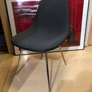 ハーマンミラー イームズ サイドシェルチェアー 中古品