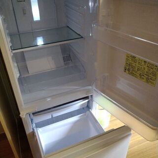 新品で購入！【2020製】シャープ冷蔵庫　137L-(未使用･未開封品)　プリズナーズ [DVD] f4u0baa