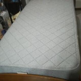 ニトリDualPocketシングルマットレス＋木製ベッド