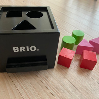 スウェーデン老舗おもちゃBRIO 形合わせボックス