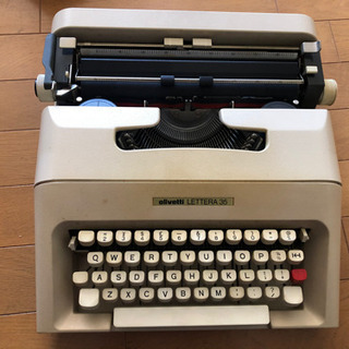 英文タイプライター olivetti LETTERA 35 箱入り