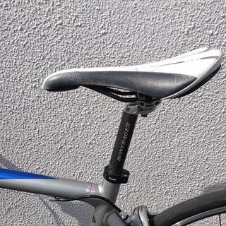 GIANT ロードバイク シマノ最新コンポ搭載 カーボンフォーク/シート