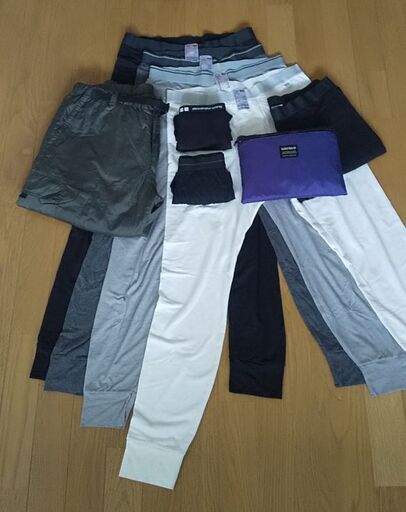 ユニクロ Uniqlo ウインドブレーカー ヒートテックタイツ 5枚 ヒートテックパンツ 2 アレキサンダーワン Alexander Wa あんこ 西鉄久留米のパンツ メンズ の中古 古着あげます 譲ります ジモティーで不用品の処分