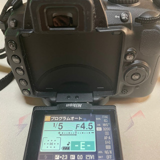 購入者が決まり取引終了しました】Nikonデジタル一眼カメラD5000レンズ