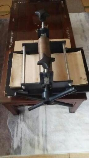 卓上小型 プレス機