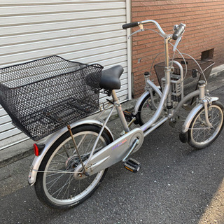 【値下げしました】自転車 3輪 前2輪タイプ