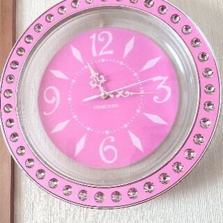 Ｂ品   ピンクの掛け時計  