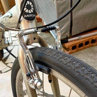 DAHON Vitesse 20インチ 折り畳み自転車 ダホン 8速化カスタム済