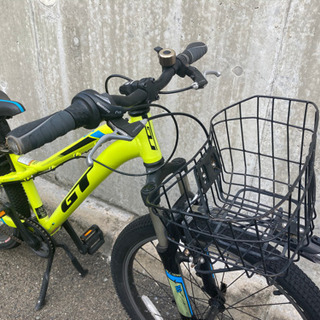 Stomper V2 (ストンパー V2) キッズバイク | GT Bicycles 日本語