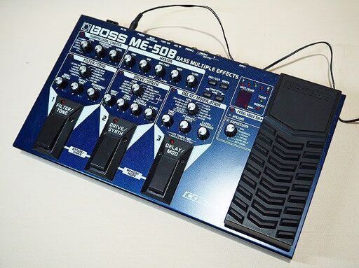 【苫小牧バナナ】BOSS/ボス ベース用 マルチエフェクター ME-50B Bass Multiple Effects 説明書 ACアダプタ付き♪