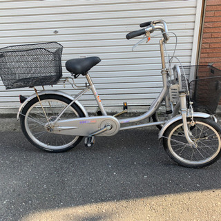 三輪車　前２輪タイプ