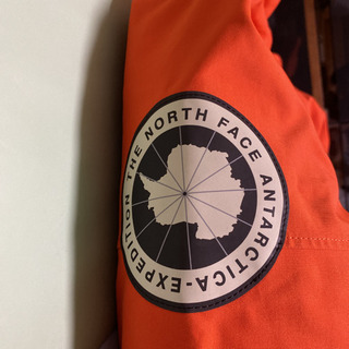 【新品】希少　入手困難　レアカラー　ノースフェイス　アンタークティカパーカー-アイアン脚丸型テーブルバーベキューテーブル