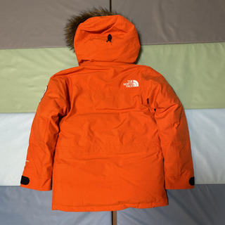 【新品】希少　入手困難　レアカラー　ノースフェイス　アンタークティカパーカー-アイアン脚丸型テーブルバーベキューテーブル