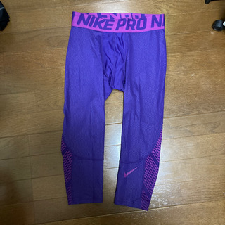 NIKE PRO 3/4タイツ 紫
