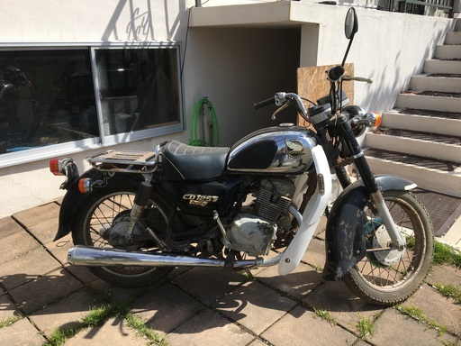 HONDA  CD125T  ホンダ　ベンリィ　錆多し　レストアベース　部品取り
