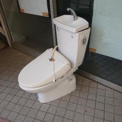 洋式トイレ一式［ウォシュレット付き］