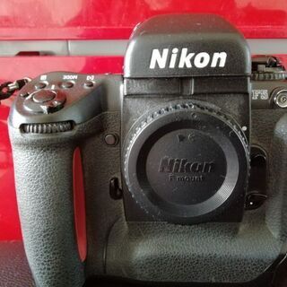 【ネット決済・配送可】Nikon F5 フイルムカメラ　中古 