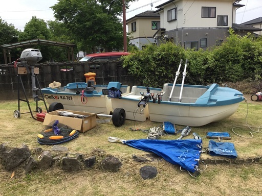 船外機&魚探&ロッドホルダー 売却します