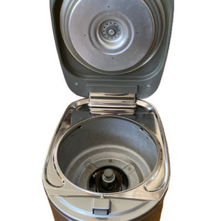 2014年製 リンナイ ガス炊飯器(都市ガス12A・13A用) 【直火匠】 「タイマー・ジャー機能付き」 1~5.5合 シルバー RR-055MST(SL)(0501m) 2014年製 リンナイ ガス炊飯器(都市ガス12A・13A用) 【直火匠