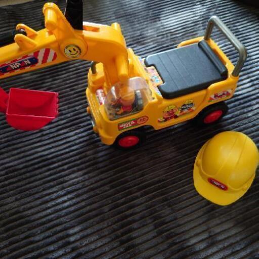 アンパンマン ショベルカー 乗用玩具 室内乗り物 ミノン 千代田のおもちゃ 乗用玩具 の中古あげます 譲ります ジモティーで不用品の処分