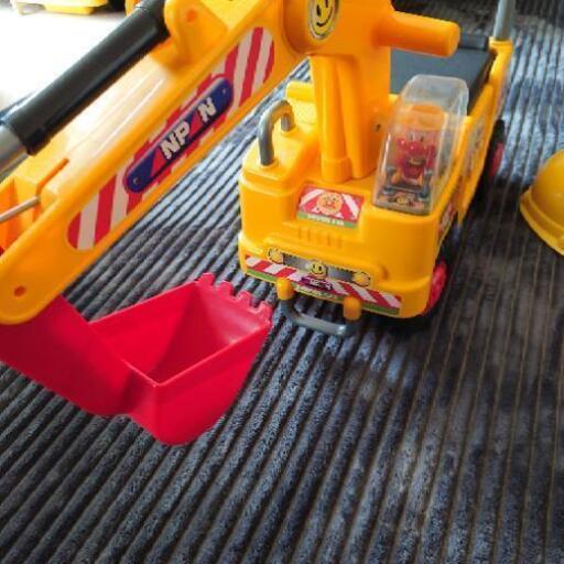 アンパンマン ショベルカー 乗用玩具 室内乗り物 ミノン 千代田のおもちゃ 乗用玩具 の中古あげます 譲ります ジモティーで不用品の処分