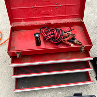 お取引中）工具箱 ジャッキ ジャッキスタンド ブースターケーブル 電灯