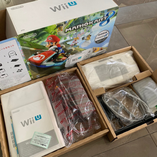 任天堂 Nintendo Wii U マリオカート8セット 白 本体 箱付き 動作確認済 すぐ遊べる 32GB