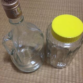 ガラスの瓶　2個（交渉中です）