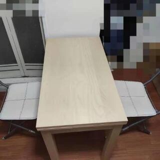 IKEA BJURSTAシリーズのダイニングテーブル(ニトリ椅子無料付き