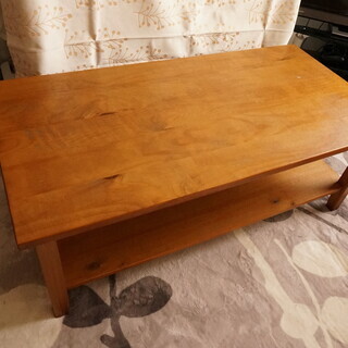 木製　ソファーテーブル　　綺麗です。