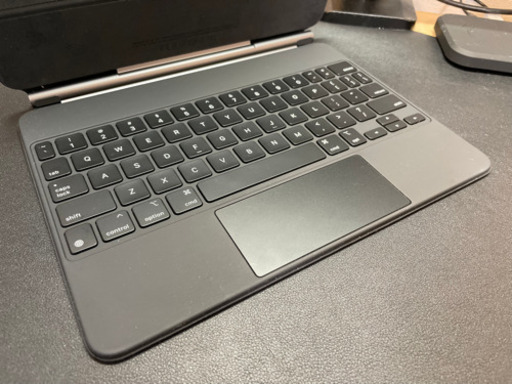 11インチ iPad Pro Magic Keyboard第2世代