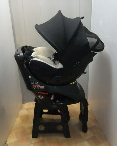 綺麗/エールベベ・クルットNT2/新生児～４歳頃/回転/日除け/１２，０００円