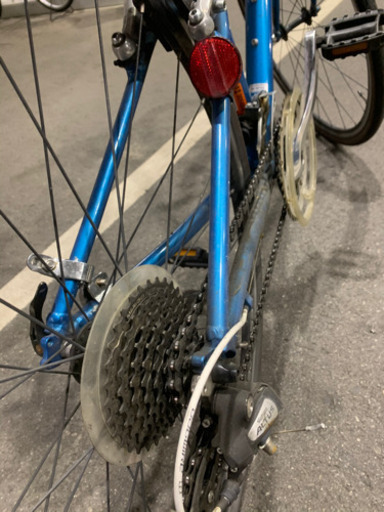 スポーツ自転車　LIV