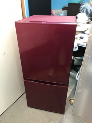 AQUA ノンフロン冷凍冷蔵庫　2017年製　157L アクア　レッド
