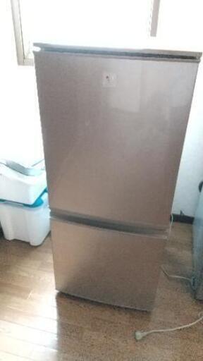 SHARP 冷蔵庫 両開きドア137L 2014年製品