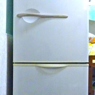 SANYO★ノンフロン冷蔵庫2005年SR261J（ホワイト）