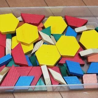 カラーブロック木製知育玩具