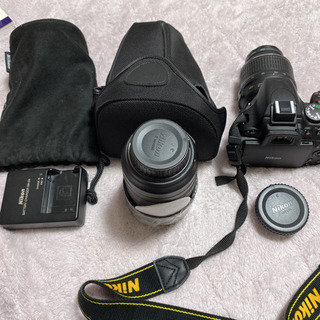 Nikon D5100  望遠レンズ、ケース、充電器付き