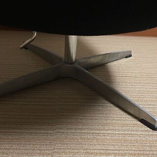 エッグチェア 黒② リプロダクト品　ヤコブセン