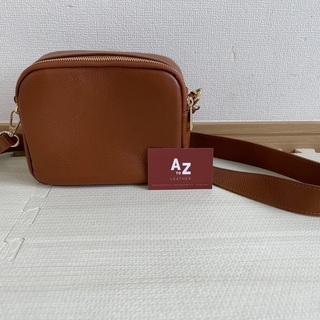 【値下げ】A-Z Leather ダブルジップ　カメラ　クロスボ...