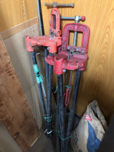 中古三脚パイプバイス台　お値下げしました 中古三脚パイプバイス台 お値下げしました