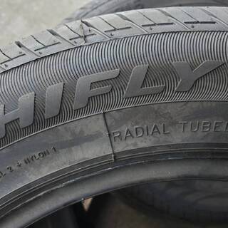 195/60-16　4本組　新品タイヤ　セレナ、ラフェスタなどに