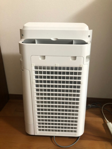 シャープ SHARP 加湿空気清浄機 プラズマクラスター KC-J50-W