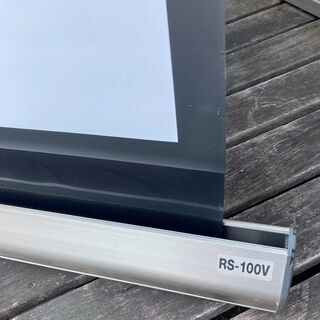 美品！IZUMI 100型 パンタグラフ式 フロアタイプスクリーン