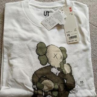 再値下げ!!　UNIQLOカウズコラボTシャツ新品　メンズサイズXS