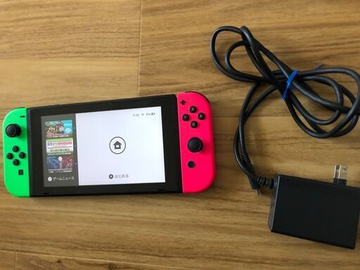 【取引中】任天堂switch（2017年生産）・あつまれどうぶつの森ソフト・攻略本セット