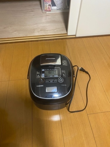 TOSHIBA 東芝　炊飯器　RC-BK10VRN