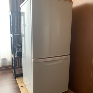 【ネット決済】パナソニック冷蔵庫　NR-B146W