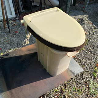 コンポストトイレ製作セット　自然にカエル&便座