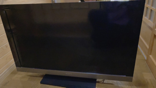 テレビ4000円で売ります！まだまだ綺麗な映像です！